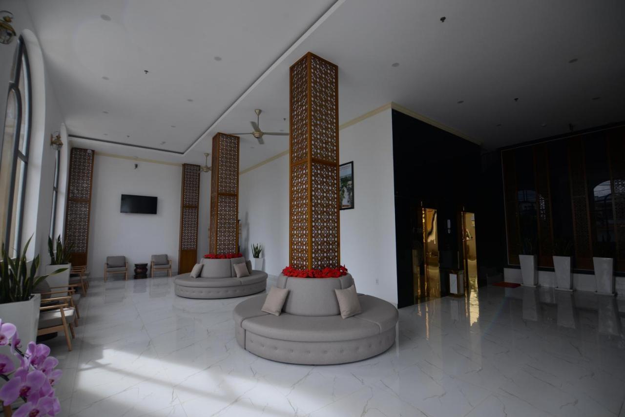Que Toi Hotel Soc Trang Exterior foto